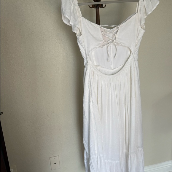 Hollister White Garment - Picture 4 of 9